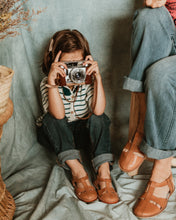 Load image into Gallery viewer, Handmade Leather Sandals - the Eloise retro sandal