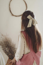 Load image into Gallery viewer, Plant Dyed Japanese Style Short Apron