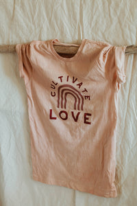 Naturally dyed cotton T shirt - the Future is Love graphic T shirt YOUTH-KIDS