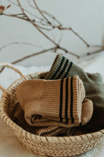 Load image into Gallery viewer, Plant dyed chunky socks - Minimalistic retro style cotton socks
