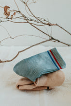 Load image into Gallery viewer, Plant dyed chunky socks - Minimalistic retro style cotton socks
