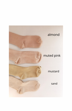 Load image into Gallery viewer, Plant dyed cotton socks - Neutral tones
